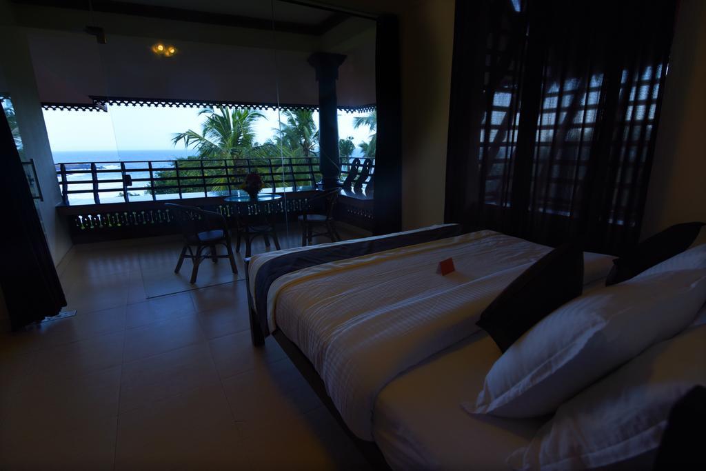 Kovalam Beach Hotel Eksteriør billede