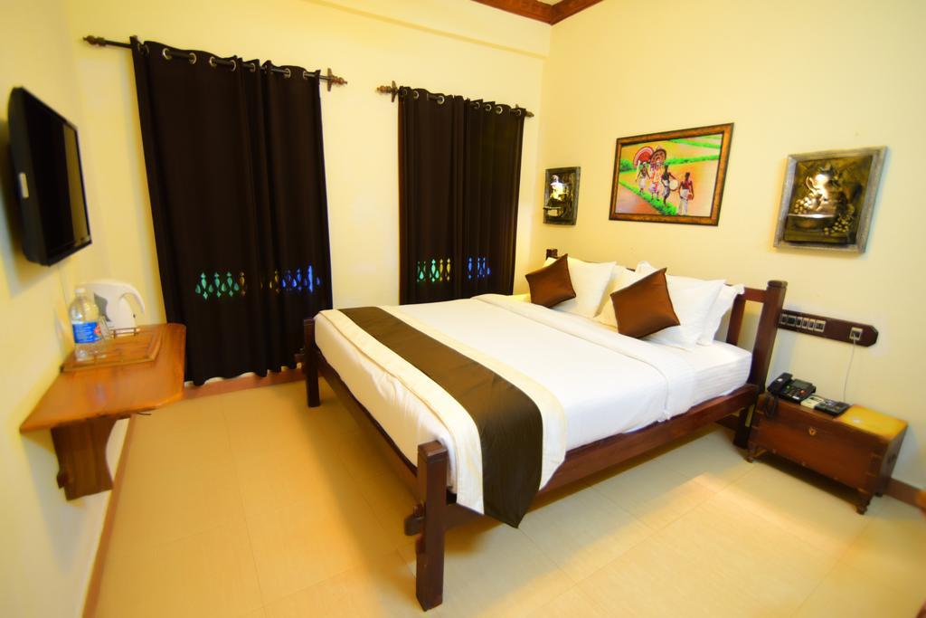 Kovalam Beach Hotel Eksteriør billede