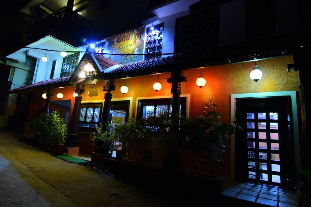 Kovalam Beach Hotel Eksteriør billede