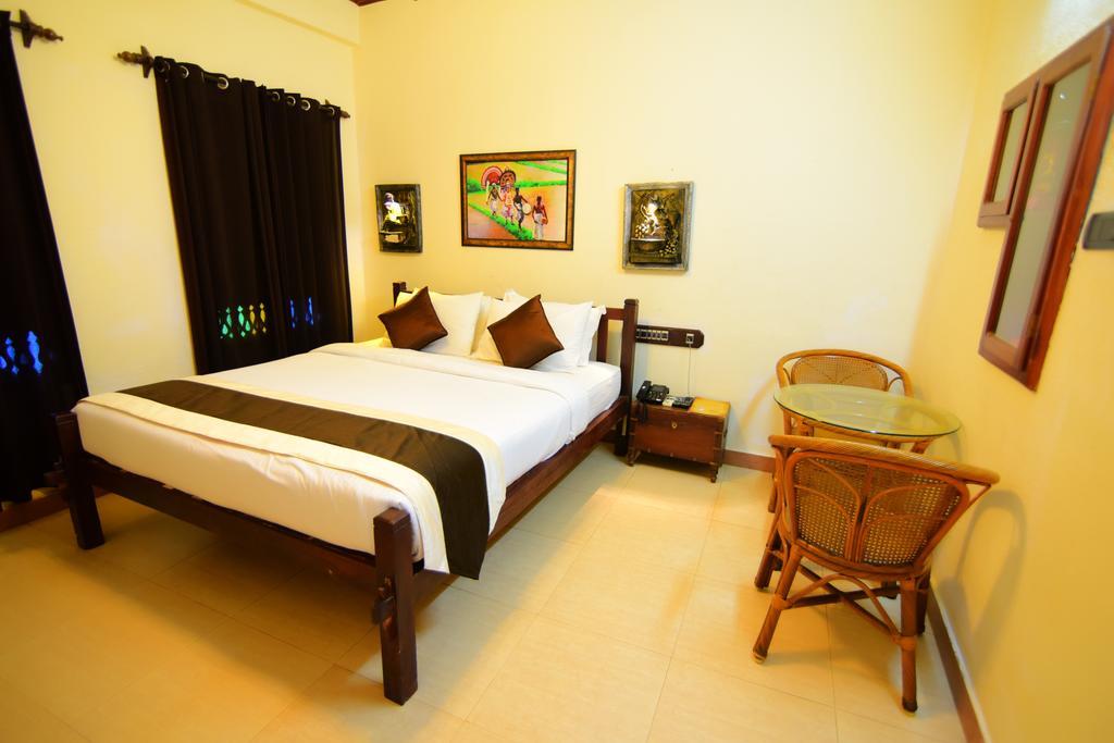 Kovalam Beach Hotel Eksteriør billede