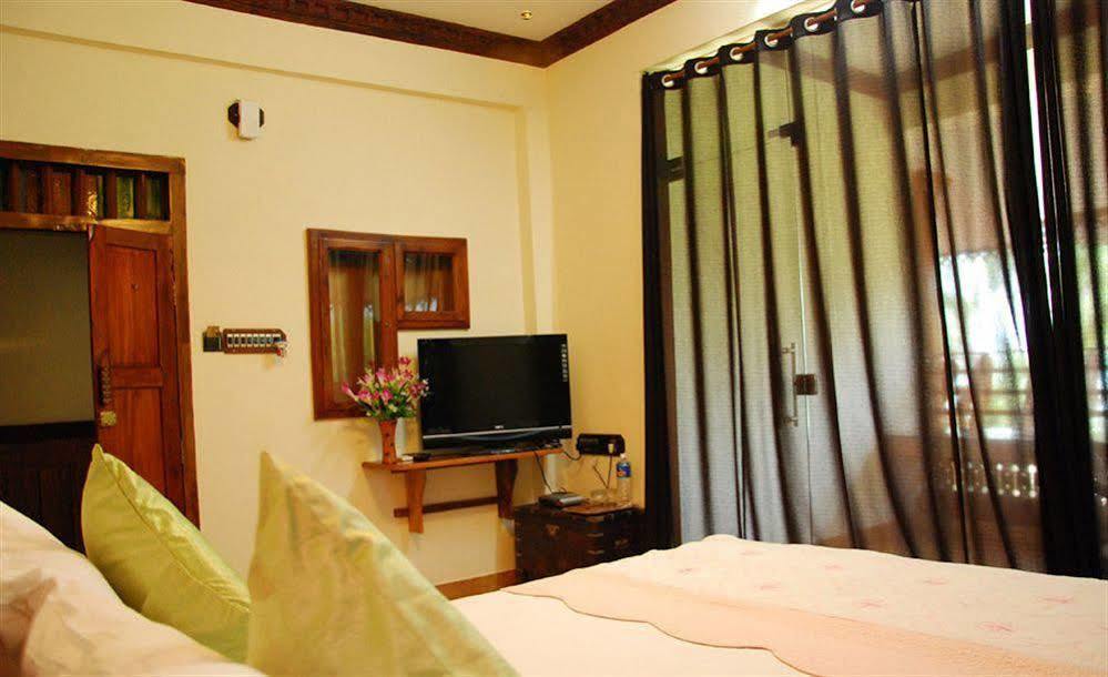 Kovalam Beach Hotel Eksteriør billede