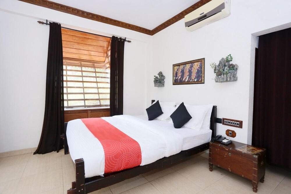 Kovalam Beach Hotel Eksteriør billede