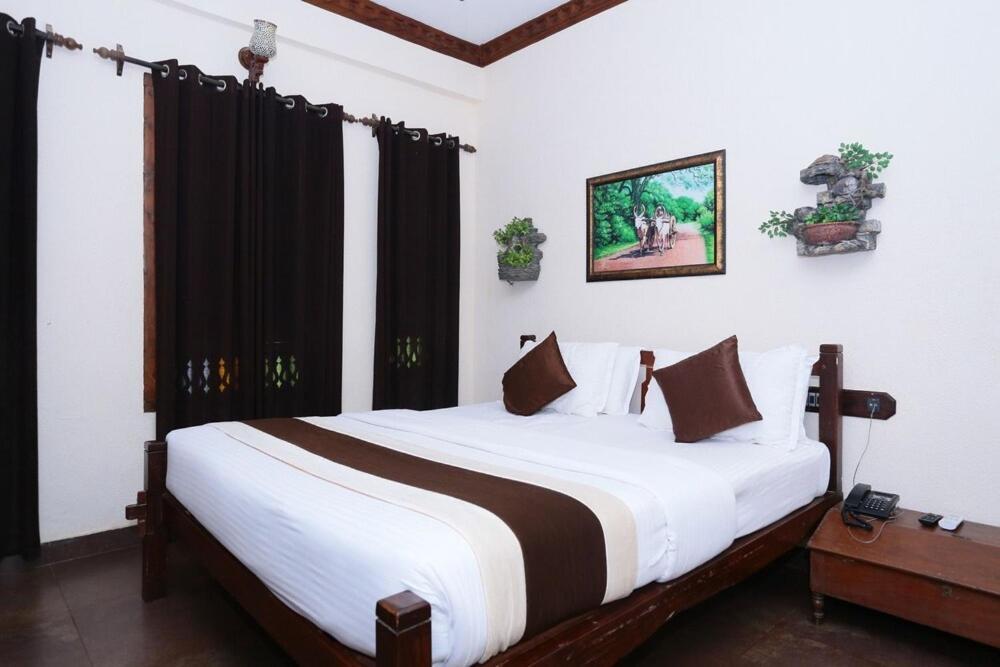 Kovalam Beach Hotel Eksteriør billede
